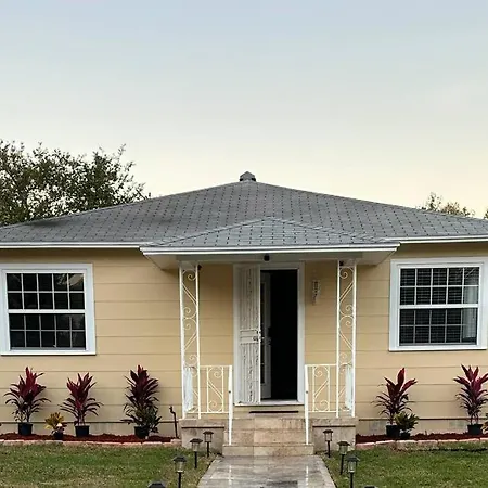 The Perfect Gulfport Fl Getaway! Villa